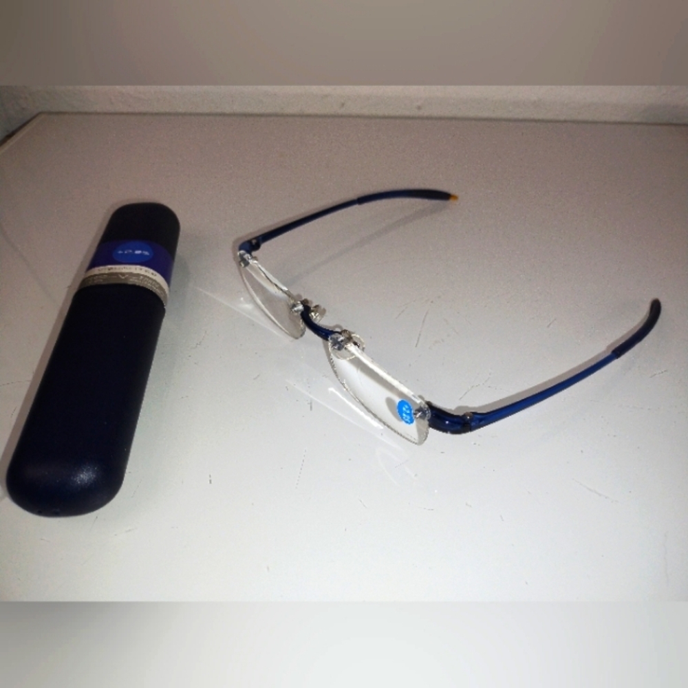 Bundle 3 🎉 Items $10-Visualities Rimless Reading Glasses Unisex +2.25